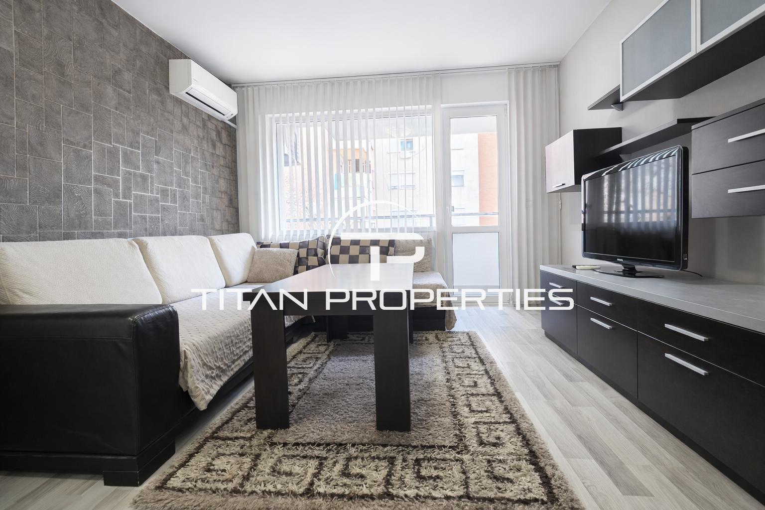 Двустаен апартамент под наем в Център