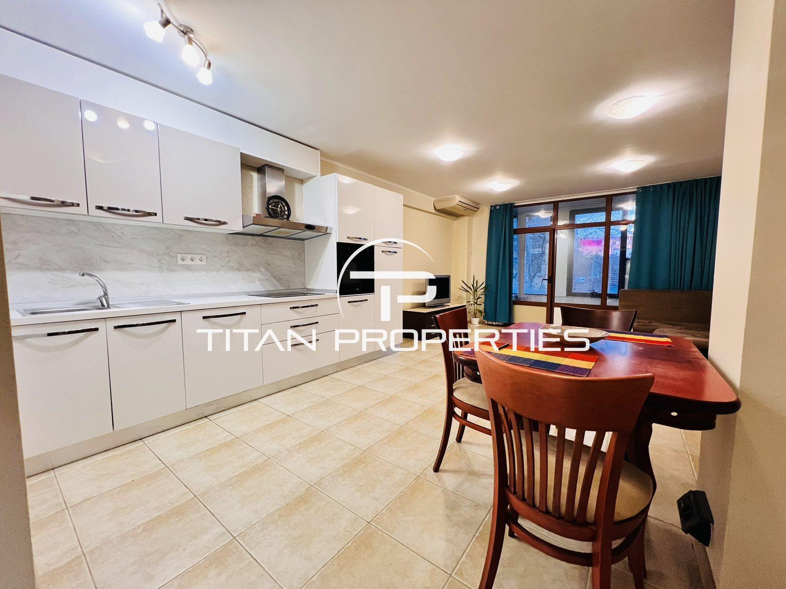 Двустаен апартамент в Центъра на Бургас