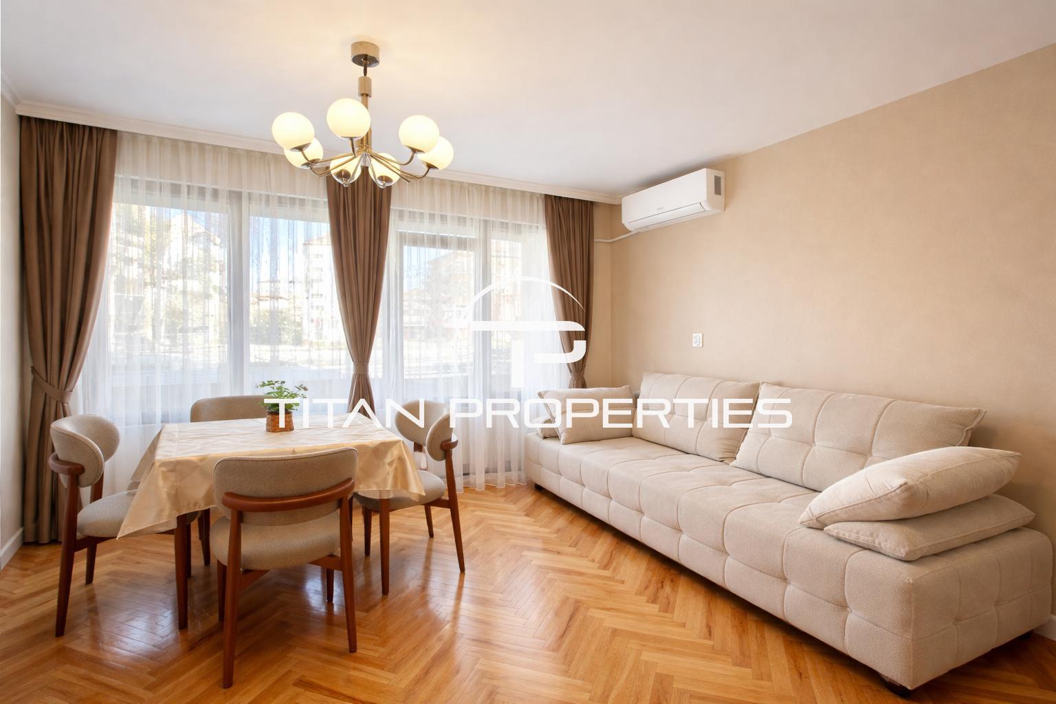 Четиристаен апартамент за продажба в жк. Христо Смирненски