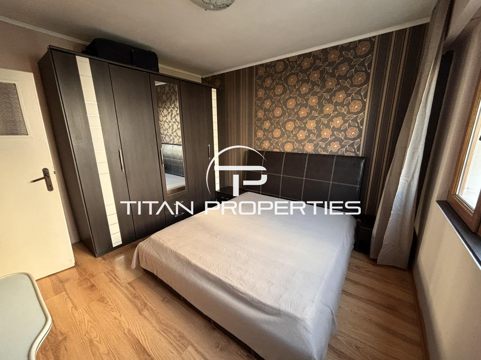  Двустаен апартамент в ж.к Славейков