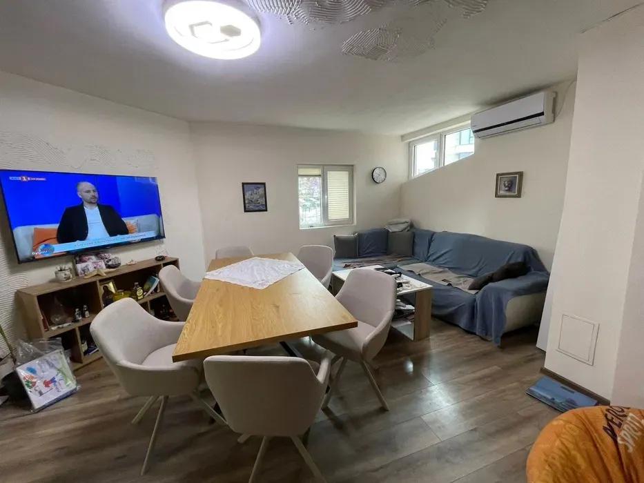 Под наем в София тристаен Младост 2 ID 2221315