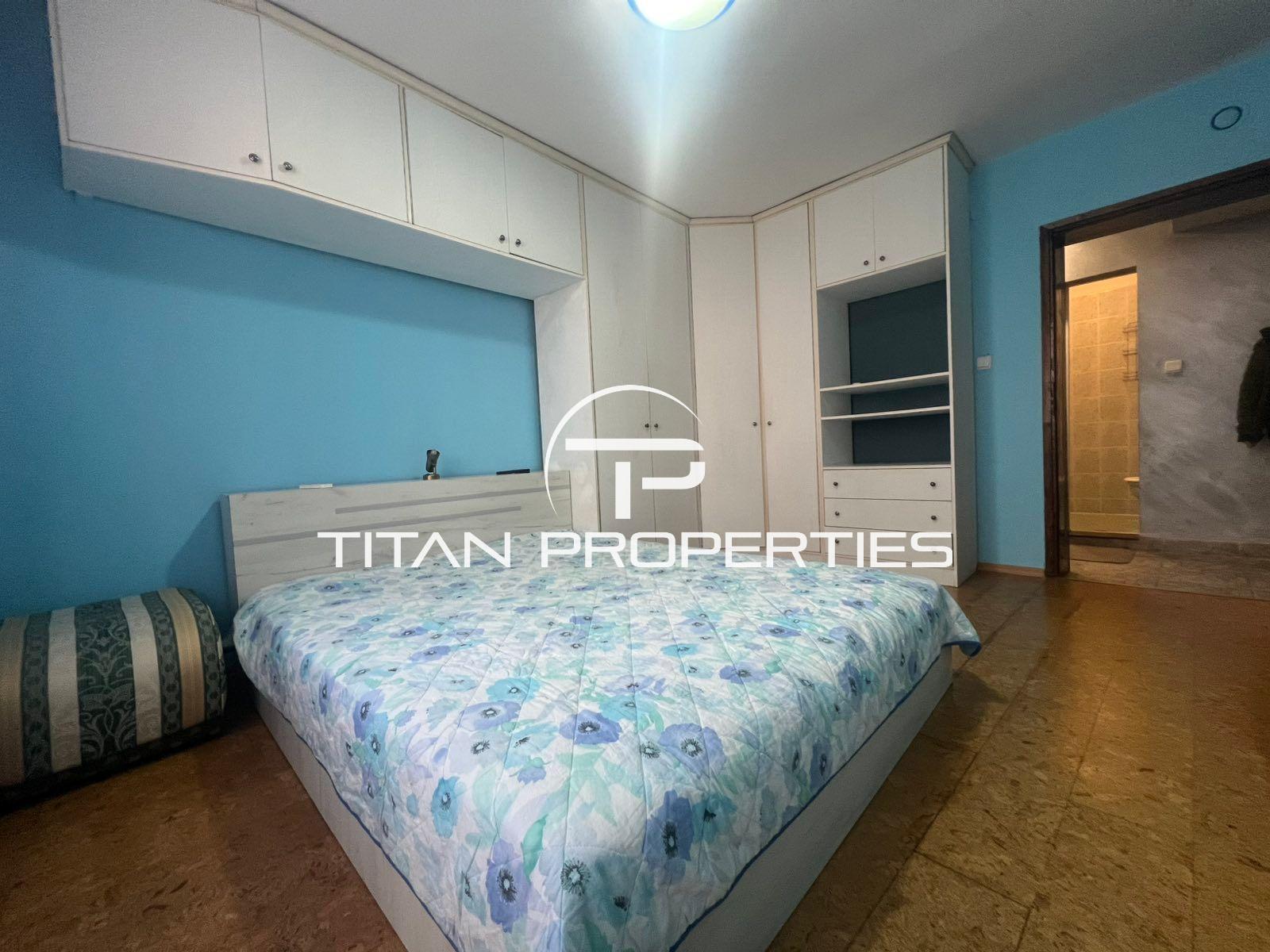 Ключ в офиса! Тристаен, под наем, Център 