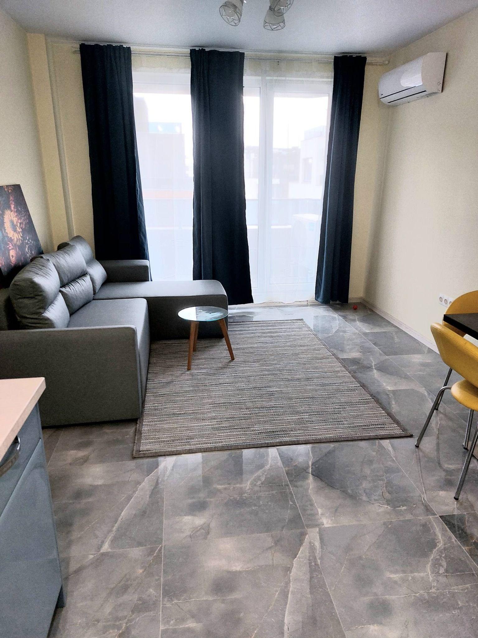 Тристаен, под наем, жк. Малинова долина