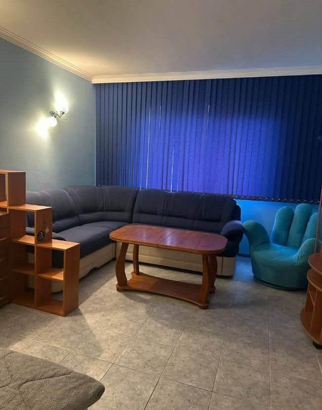 Двустаен, под наем, жк. Връбница 2