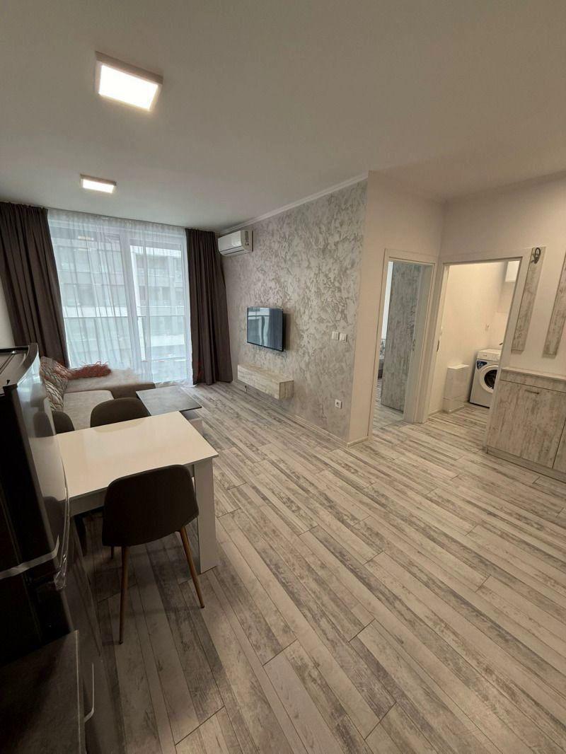 Двустаен, под наем, жк. Банишора