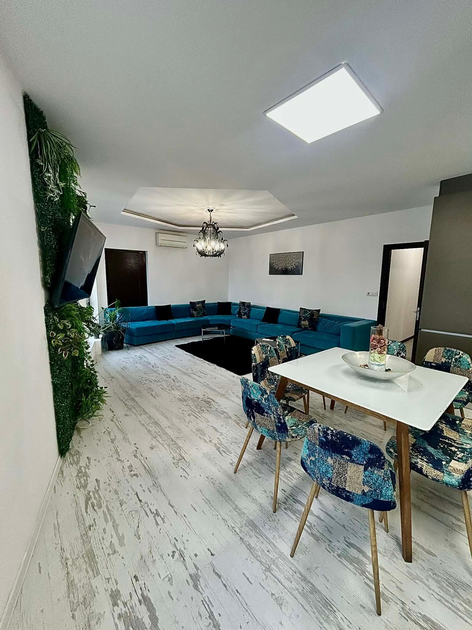 Под наем в Варна тристаен Център ID 2206460