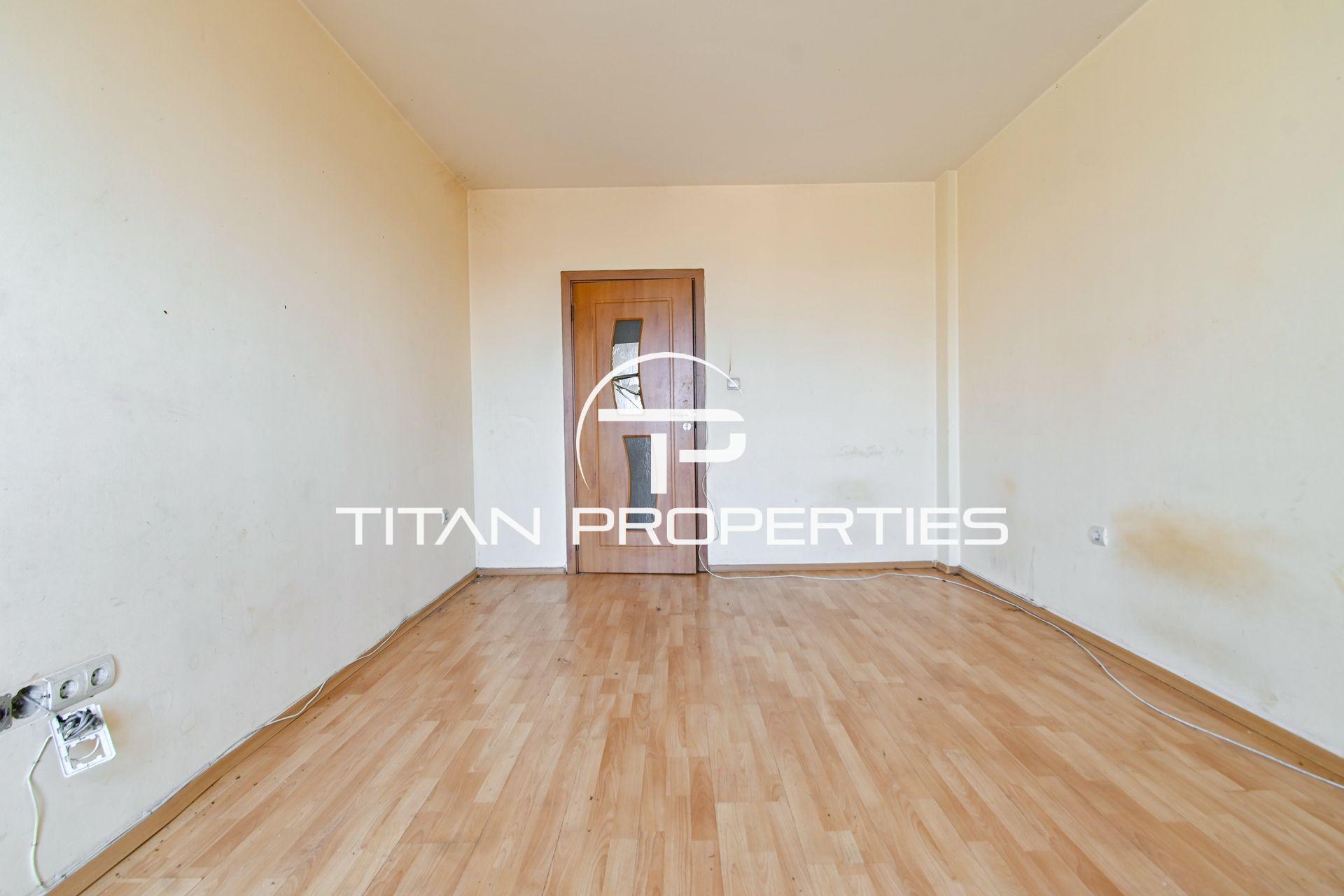 Тристаен, за продажба, жк. Орландовци