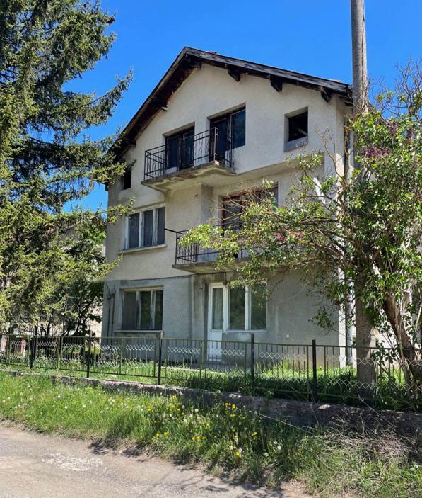 За продажба в София къща с. Долни Пасарел ID 2110792