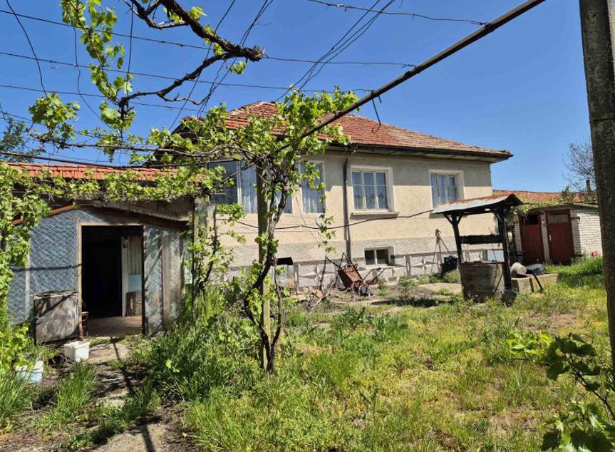 За продажба в Пловдив къща Извън Пловдив ID 2092708