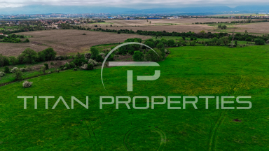 За продажба в София парцел  с. Волуяк ID 90180