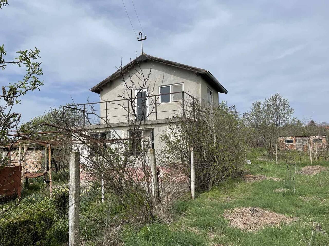 Парцел с малка къща, за продажба, кв. Банево