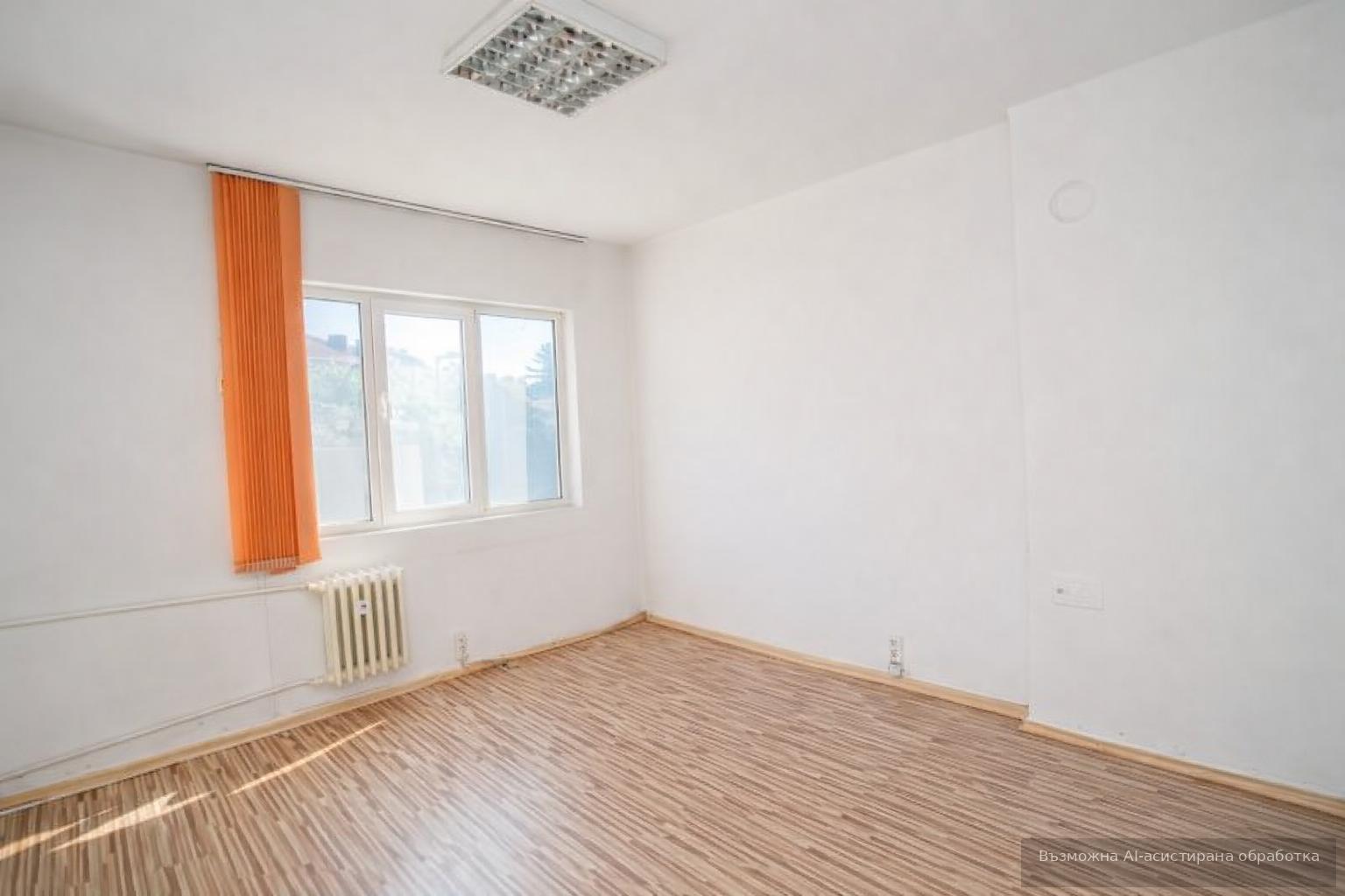 За продажба в София тристаен Център ID 2110851