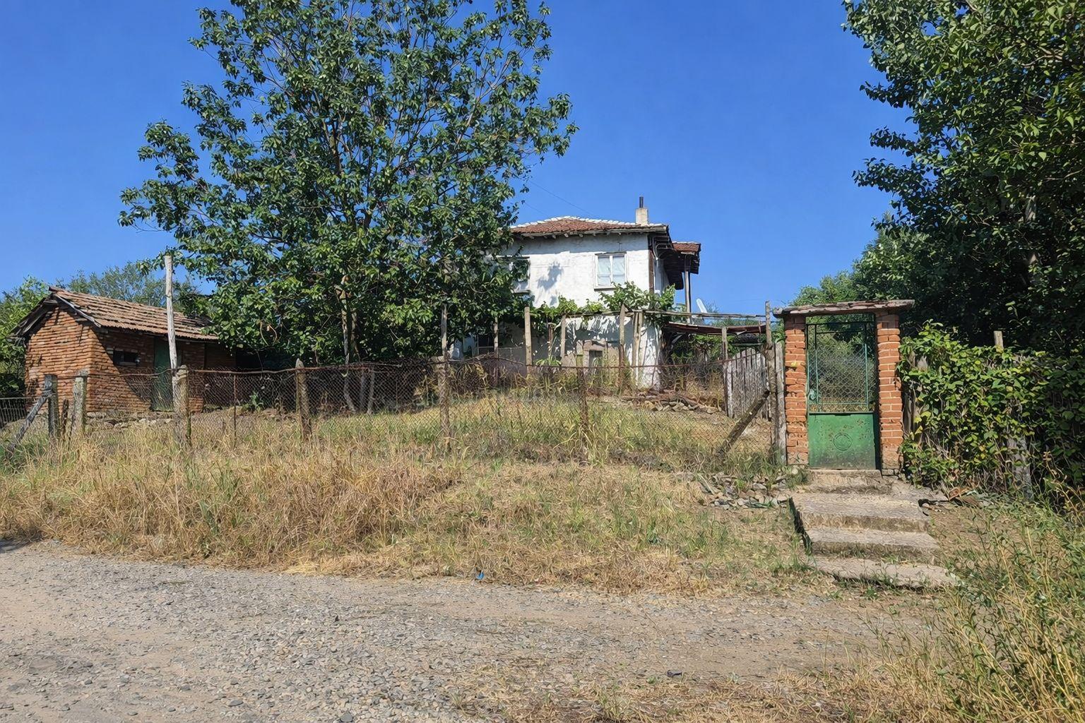 Къща с голям двор, за продажба, с. Драчево