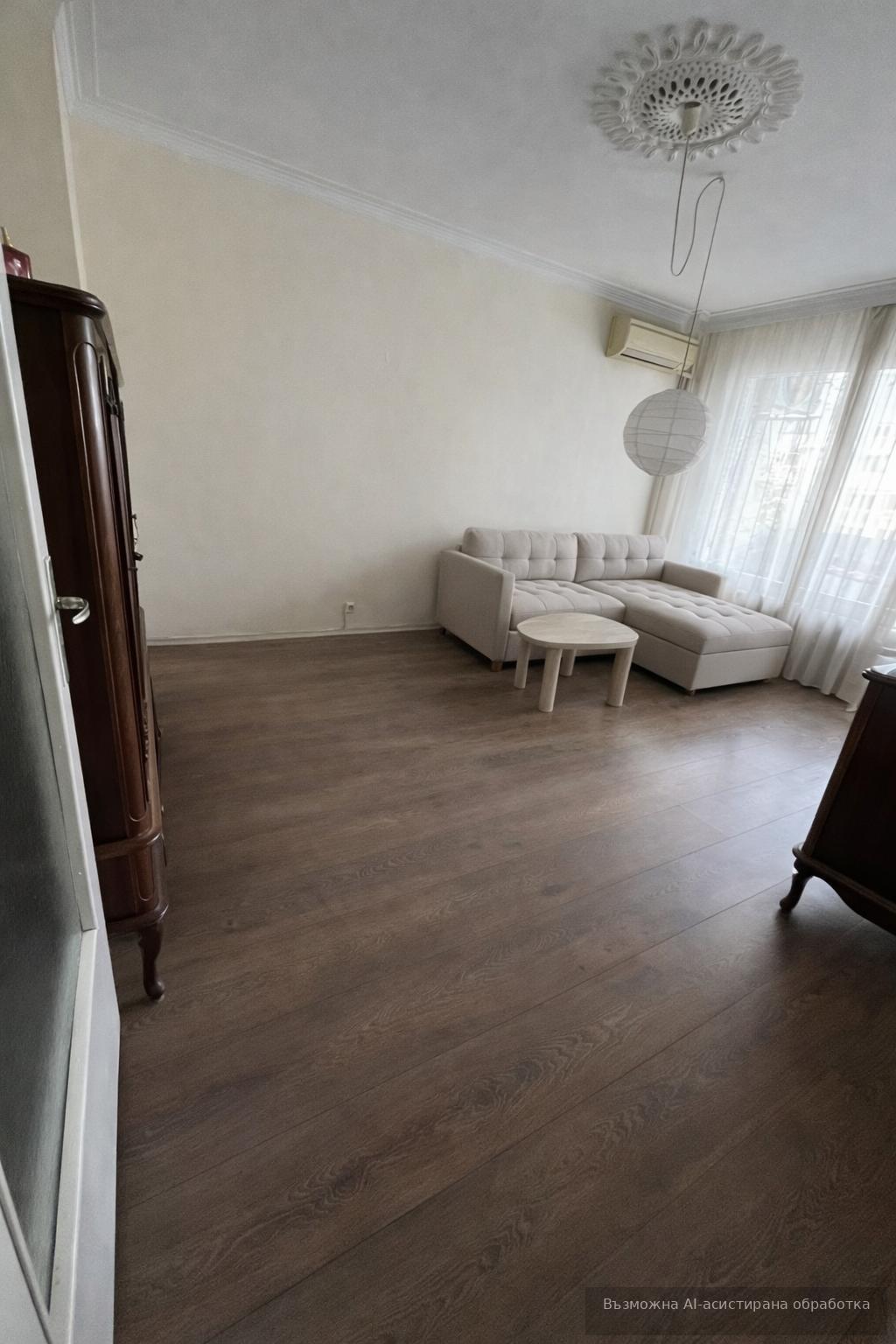 За продажба в София тристаен Дружба 2 ID 2110174