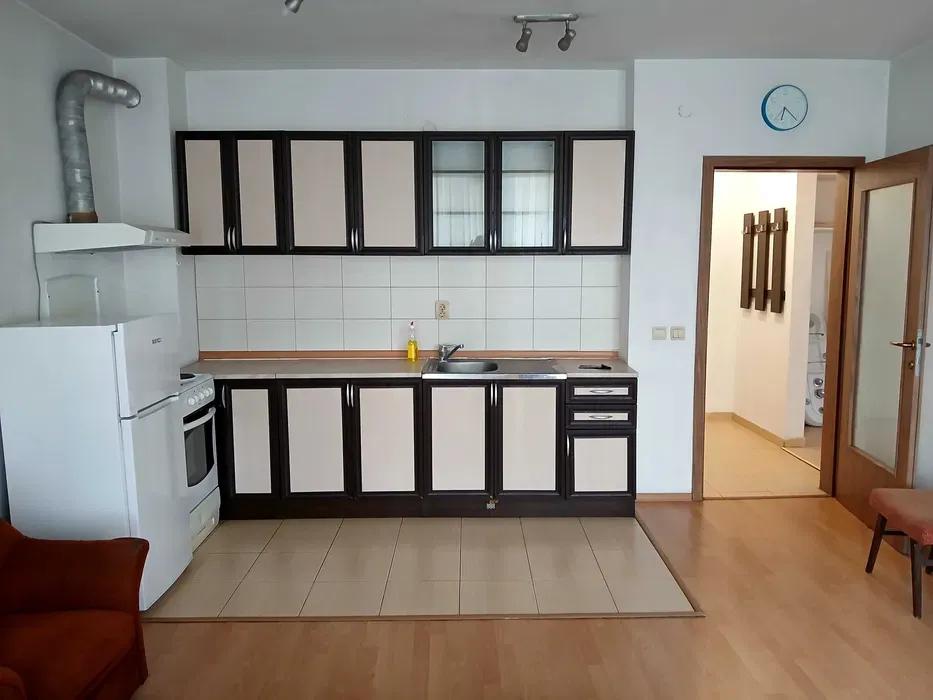 Двустаен апартамент за продажба в кв. Кючук Париж