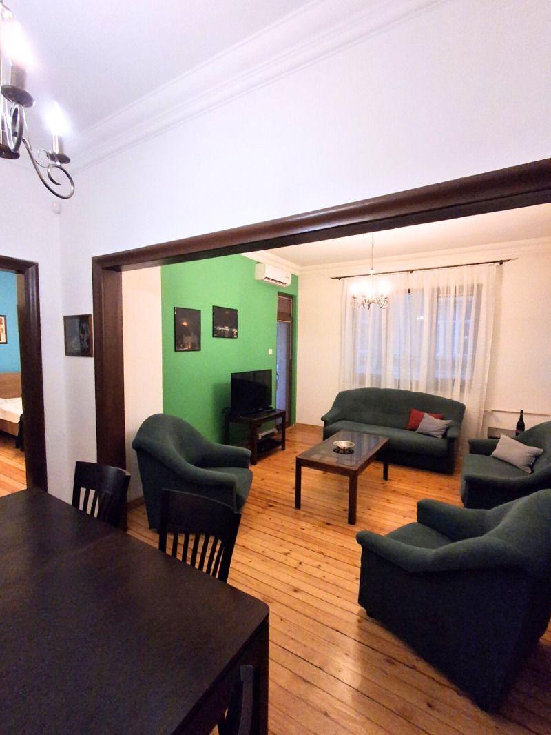 Three-bedroom apartment, for rent, Center-NDK