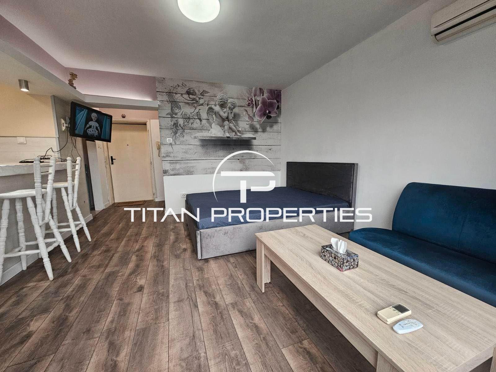 Key in office! Studio, for rent, residential district Vazrazhdane