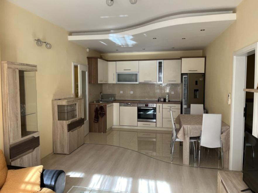 One-bedroom apartment, for rent, Zona B-18