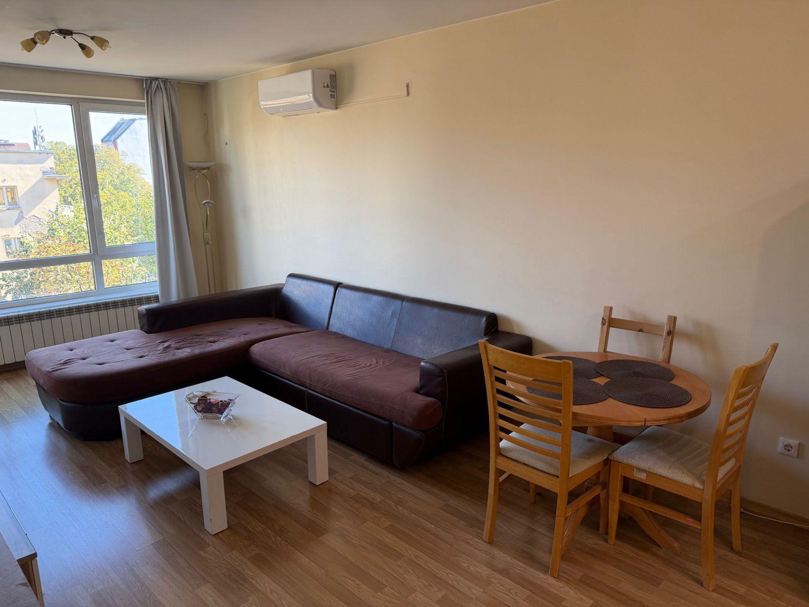 One-bedroom apartment, for rent, Center