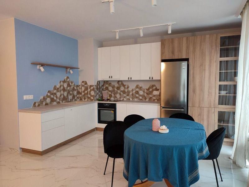 Two-bedroom apartment for rent, Boyana residential district
