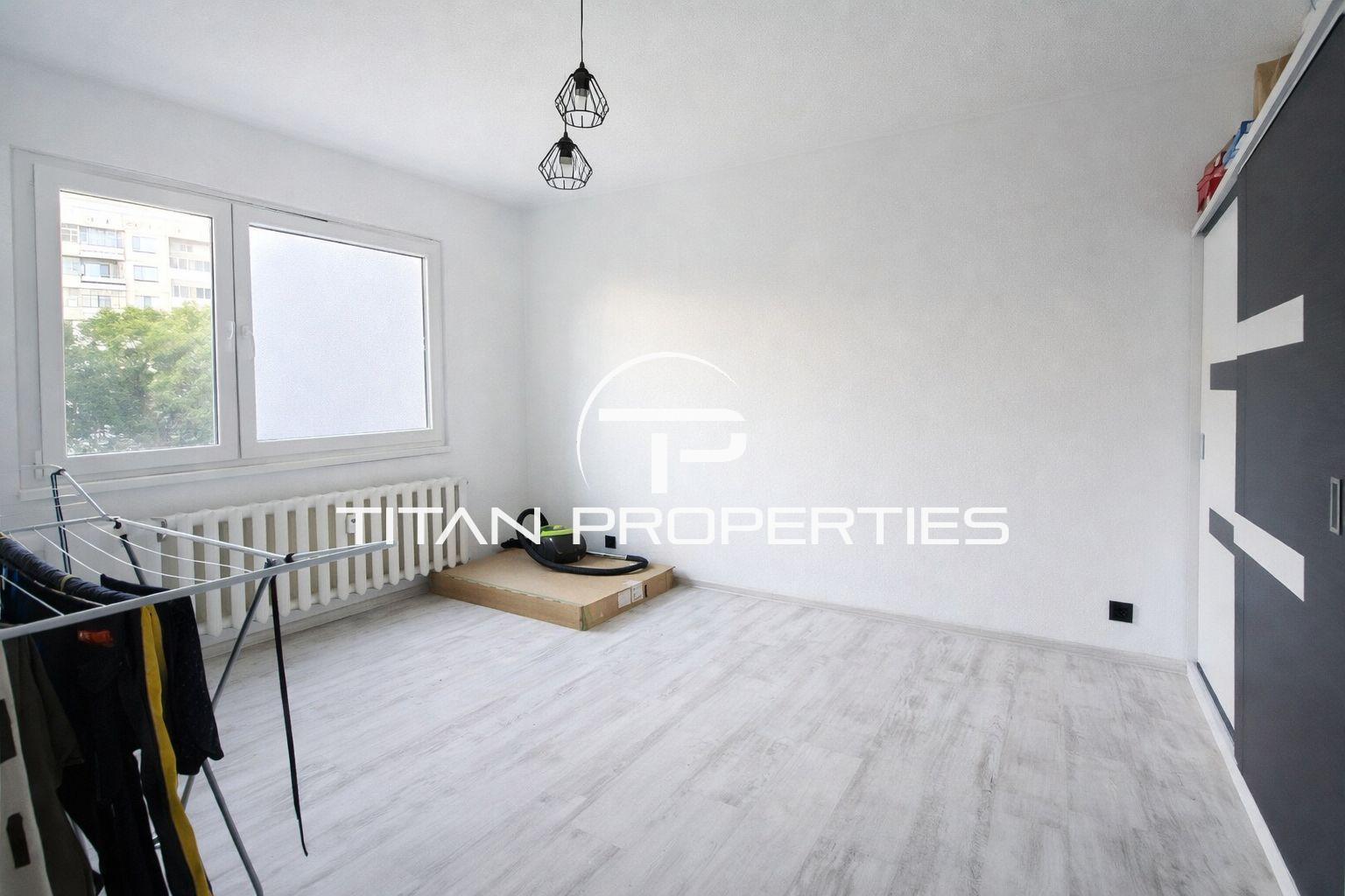 За продажба в Пловдив тристаен Кършияка ID 2119526