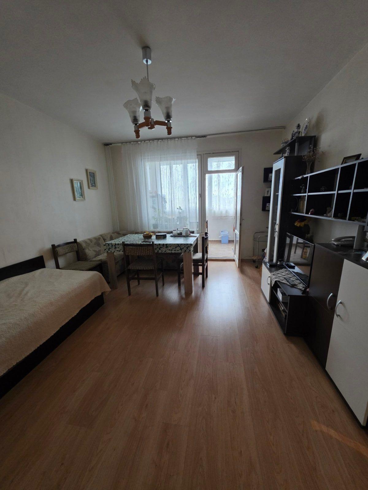 One-bedroom apartment, For rent, residential district Obelya 2