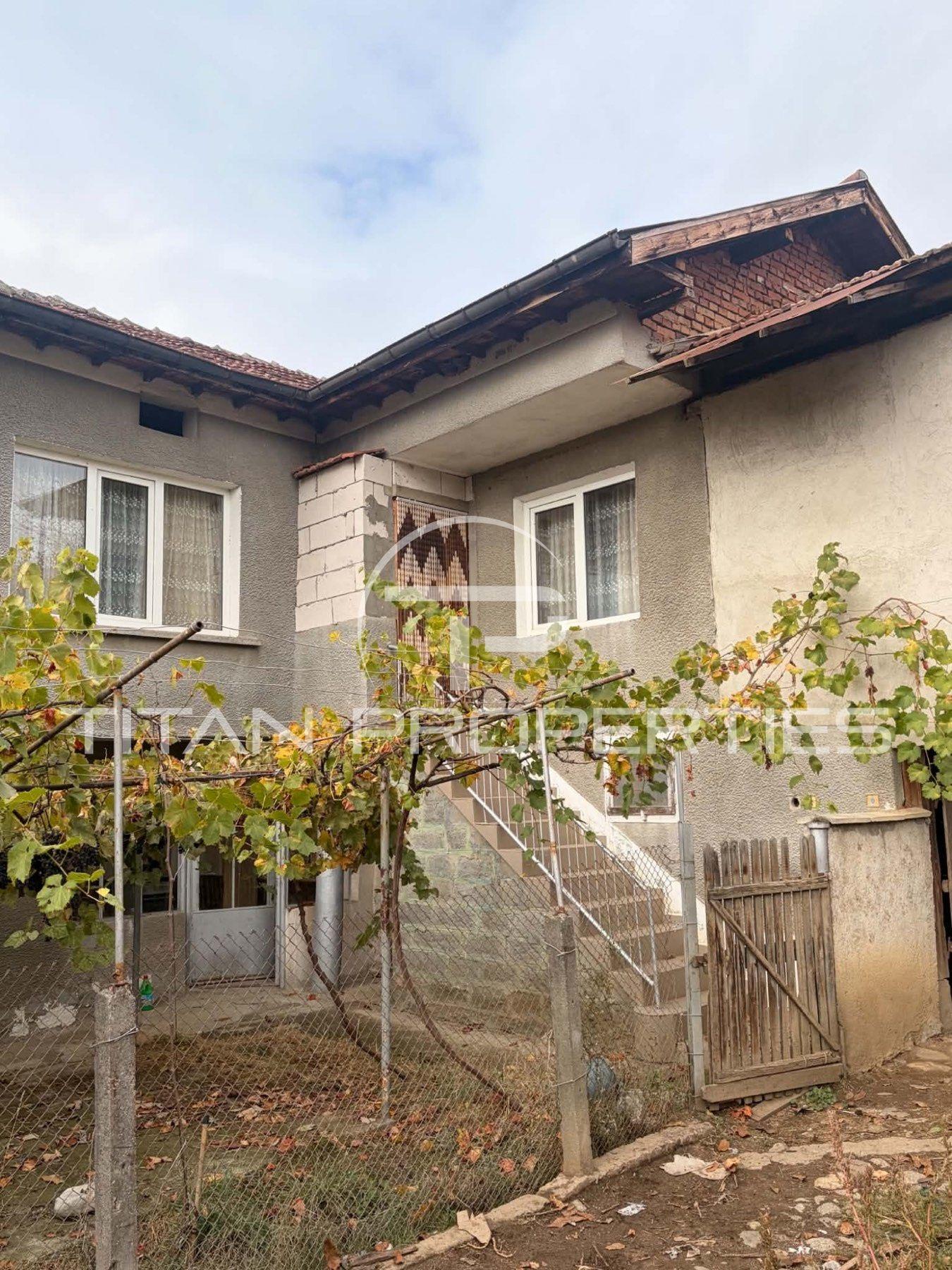 House for sale in the village of Chavdar, Sofia region