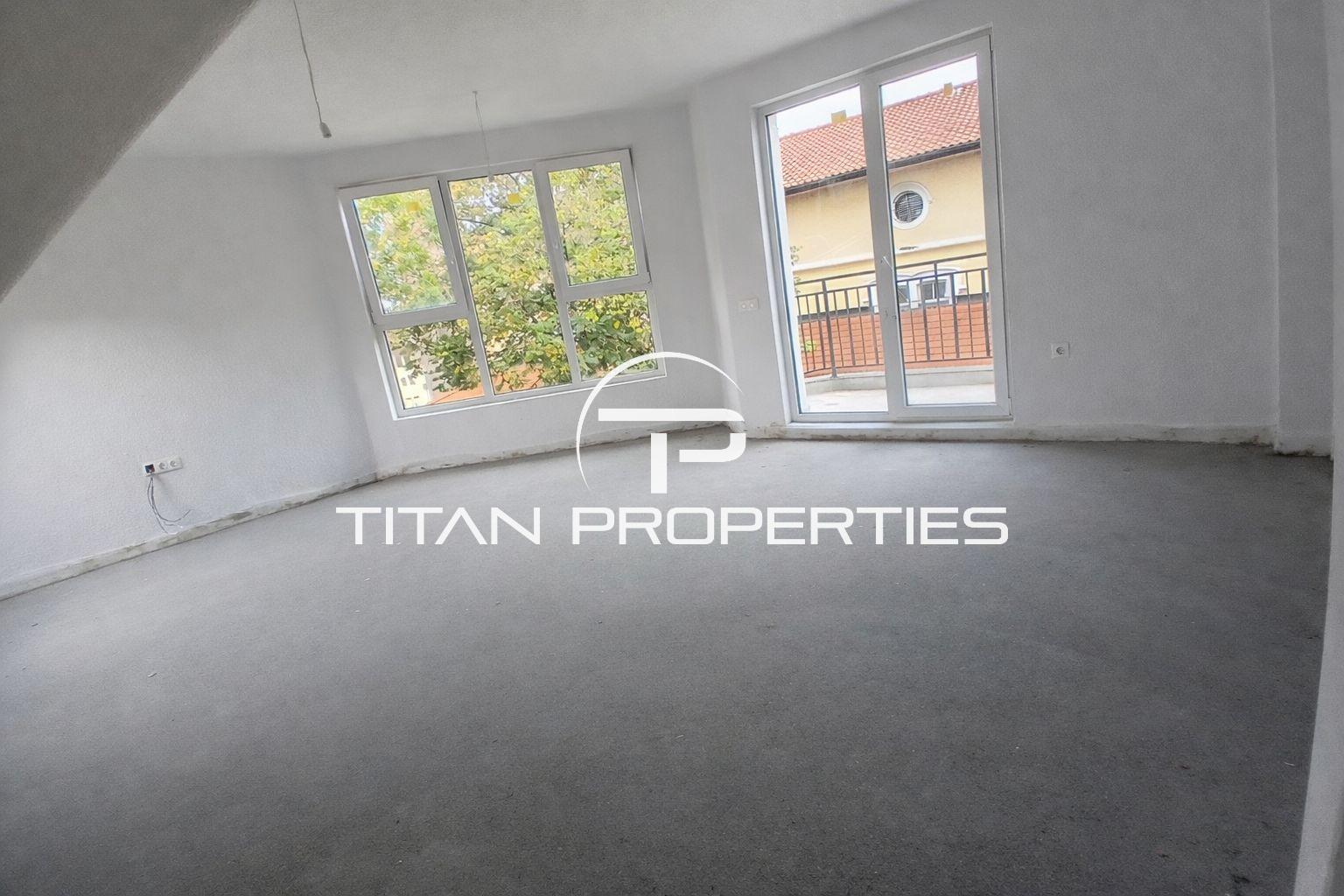 За продажба в Пловдив тристаен Център П ID 2071831